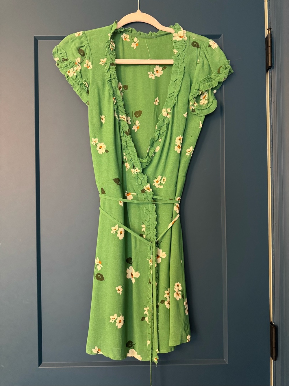 Reformation Green Floral Wrap Mini Dress with Ruffle Trim size Small